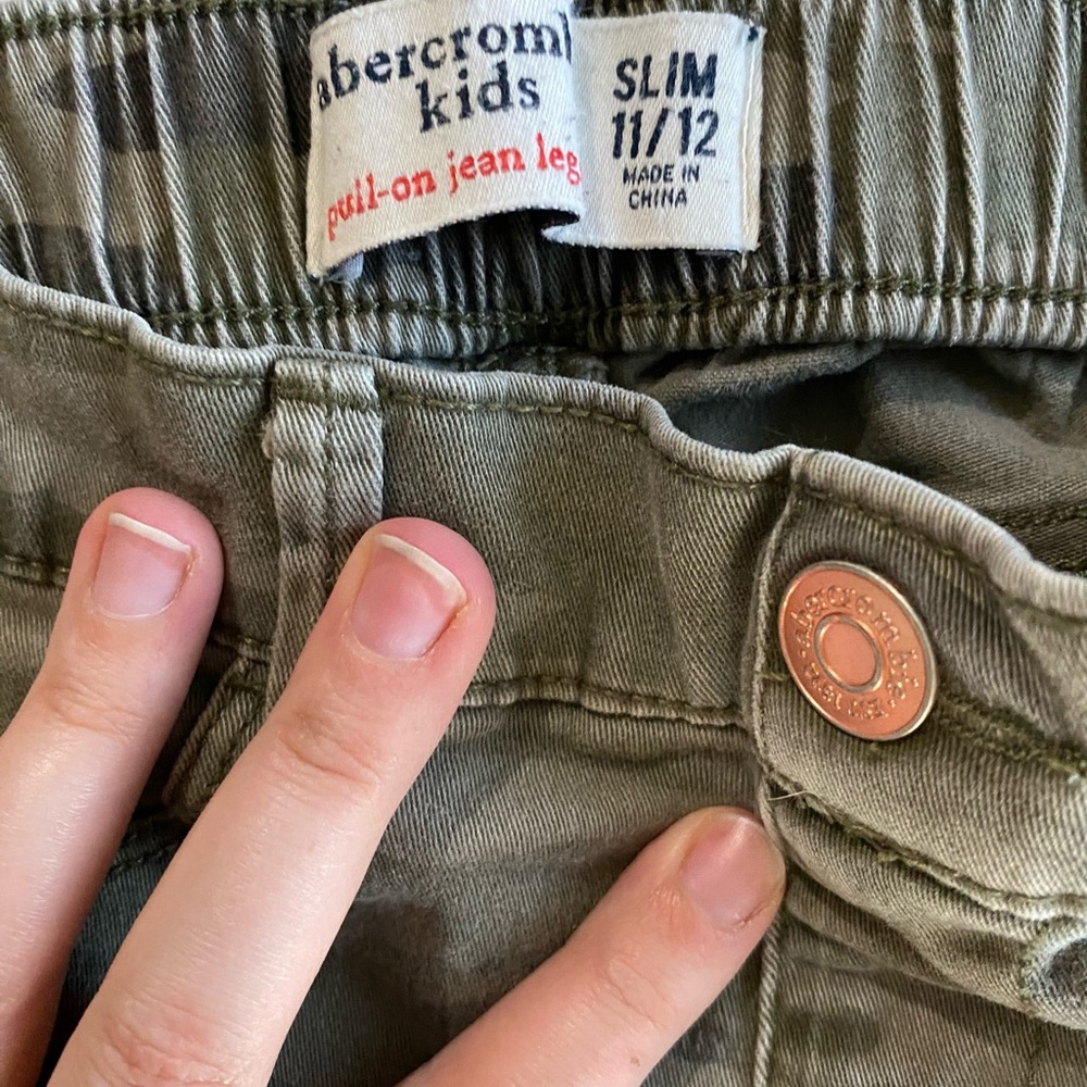 Jeans - Picture 4 of 4
